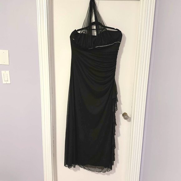 Chiffon Formal or Cocktail Dress - Picture 2 of 8